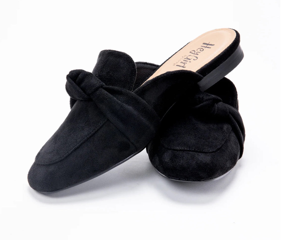 Hey Girl Black Faux Suede Clingy shoe