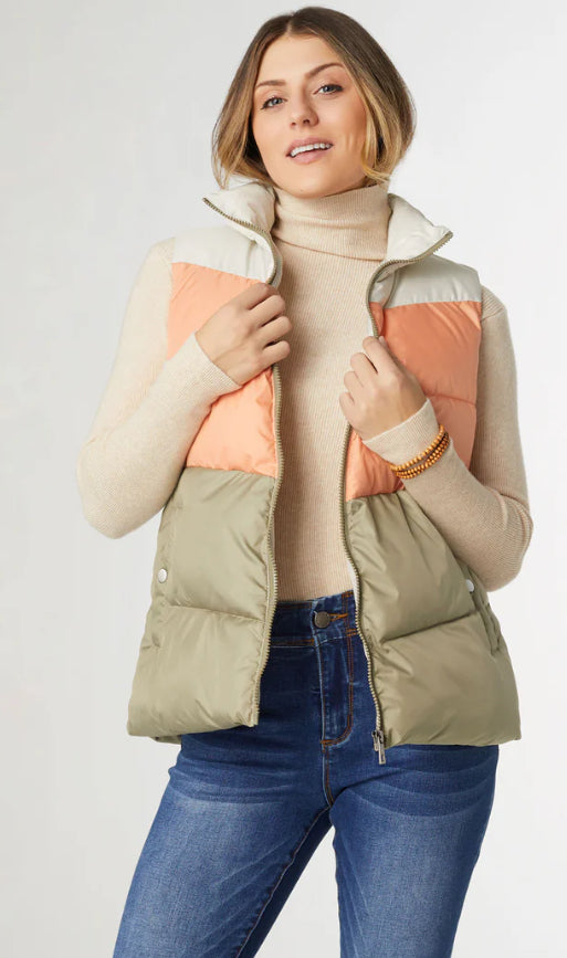 Coco+Carmen Jaylini Colorblock Puffer Vest - Canyon Sunset