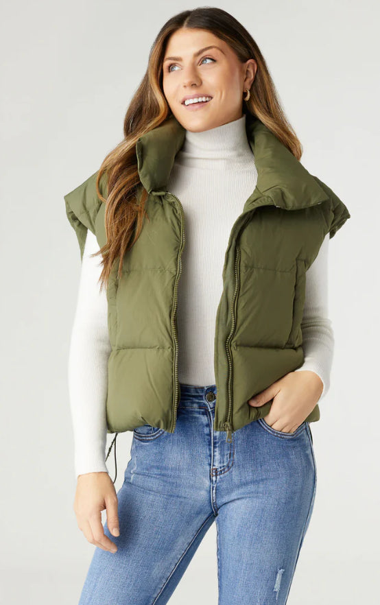 Coco+Carmen Jana Chunky Down Vest With Cinched Botton - Olive