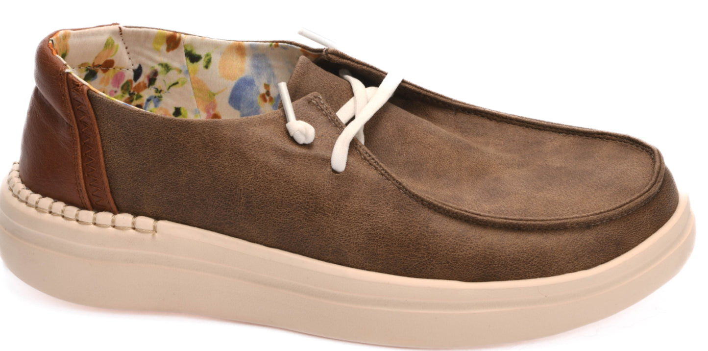 Corky’s Kayak 2 - Tan Distressed Shoe