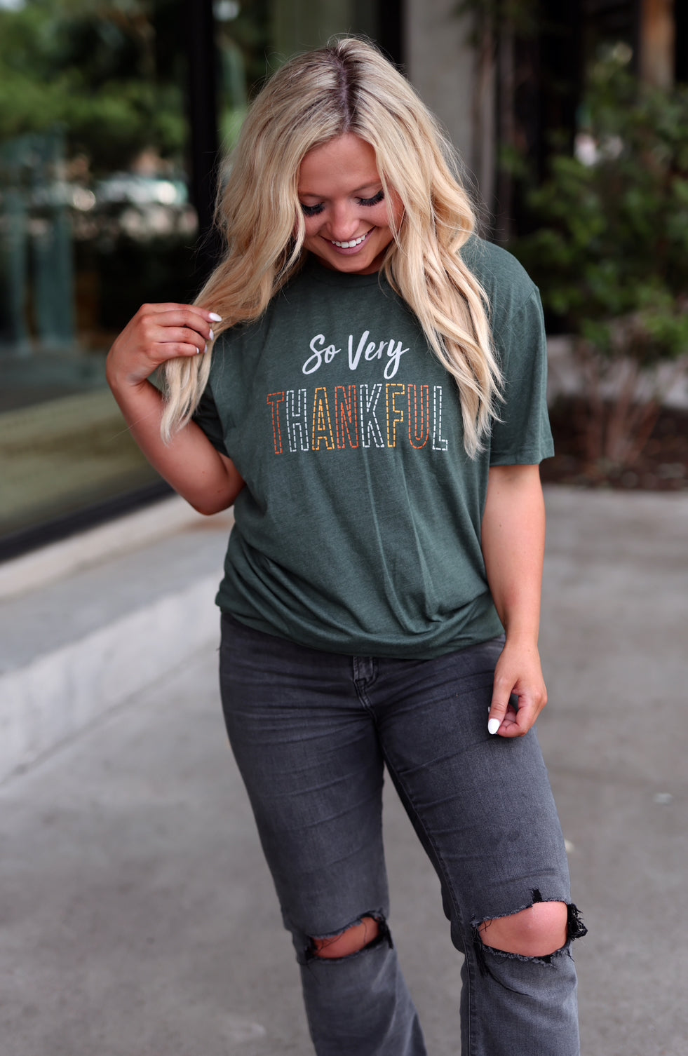 Things She Loves So Very Thankful S/S Tee Forest Heather